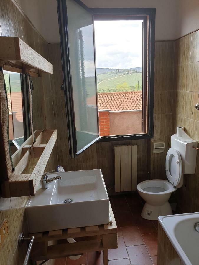 Ferienwohnung Az.Agr.Poggio Regini Castellina in Chianti Exterior foto